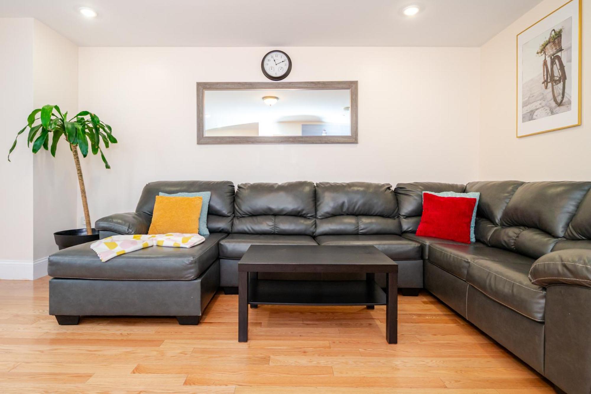 41 - 3Br Quincy - Lovely Townhouse Near Adams Hébergement de vacances *