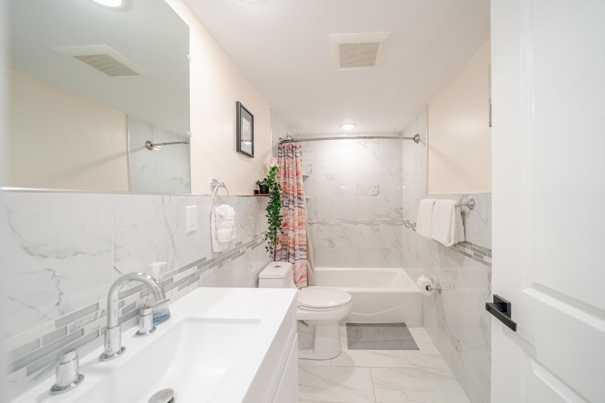 41 - 3Br Quincy - Lovely Townhouse Near Adams Hébergement de vacances *
